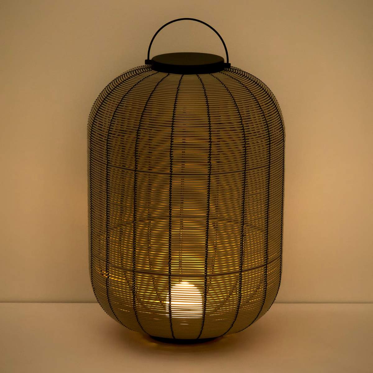 Kave Home Saranella portable LED table lamp in light grey synthetic rattan