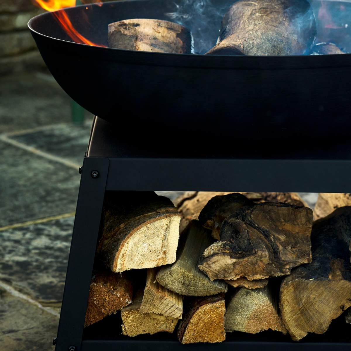Garden Trading Sarsden Fire Pit Bowl & Log Store Medium