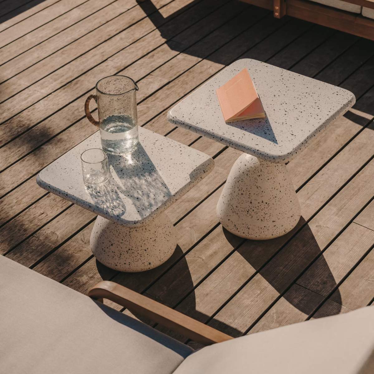 Kave Home Saura coffee table in white terrazzo with a white terrazzo top 32 x 48 x 48