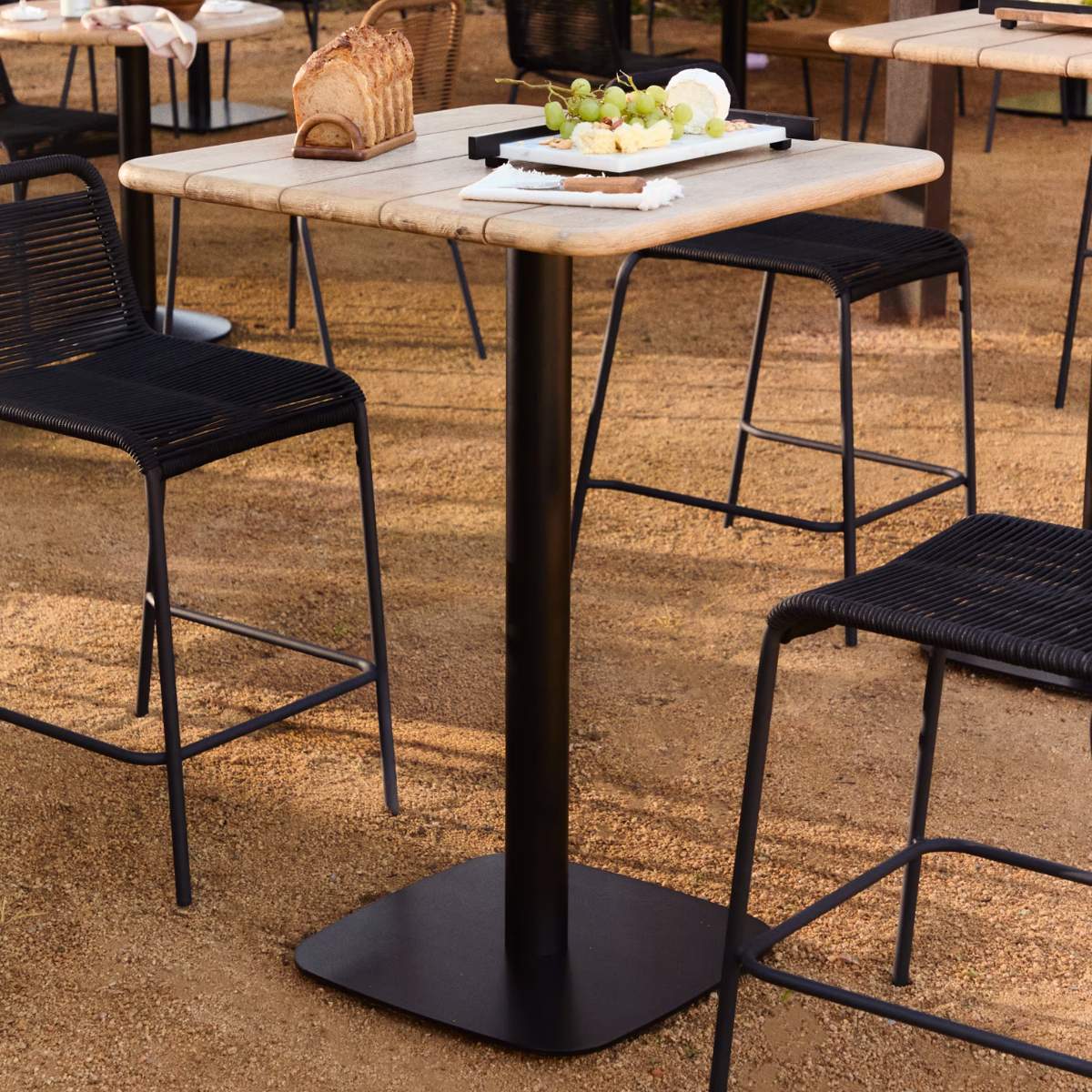 Kave Home Saura square high bar table black steel frame natural finish acacia top 96x70x70cm FSC100%