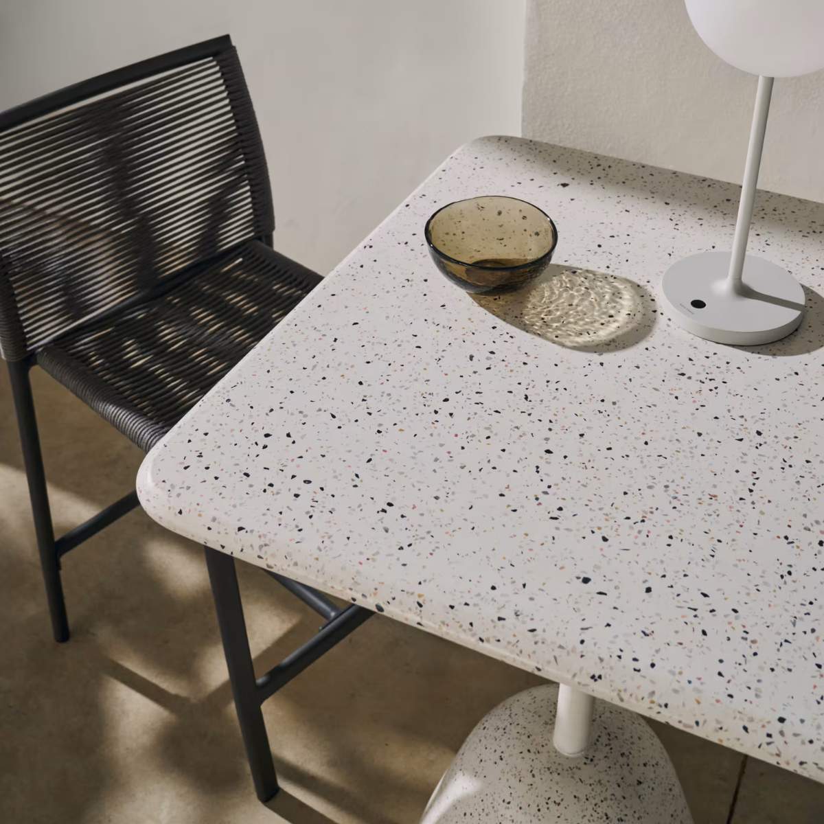 Kave Home Saura high bar table in white terrazzo with a white terrazzo top, 95 x 70 x 70 cm