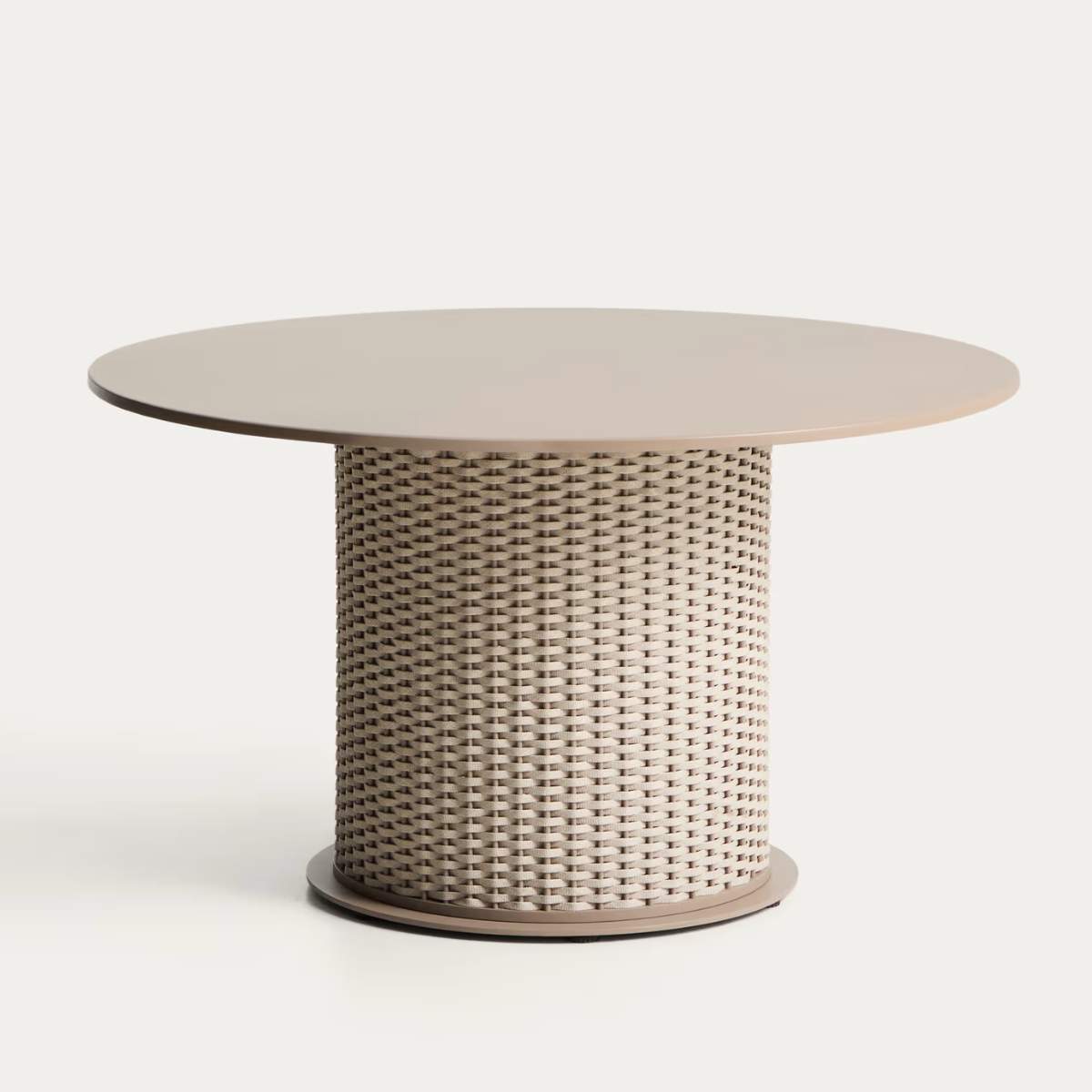 Kave Home Sedalis taupe outdoor table in aluminium and rope cord Ø135cm