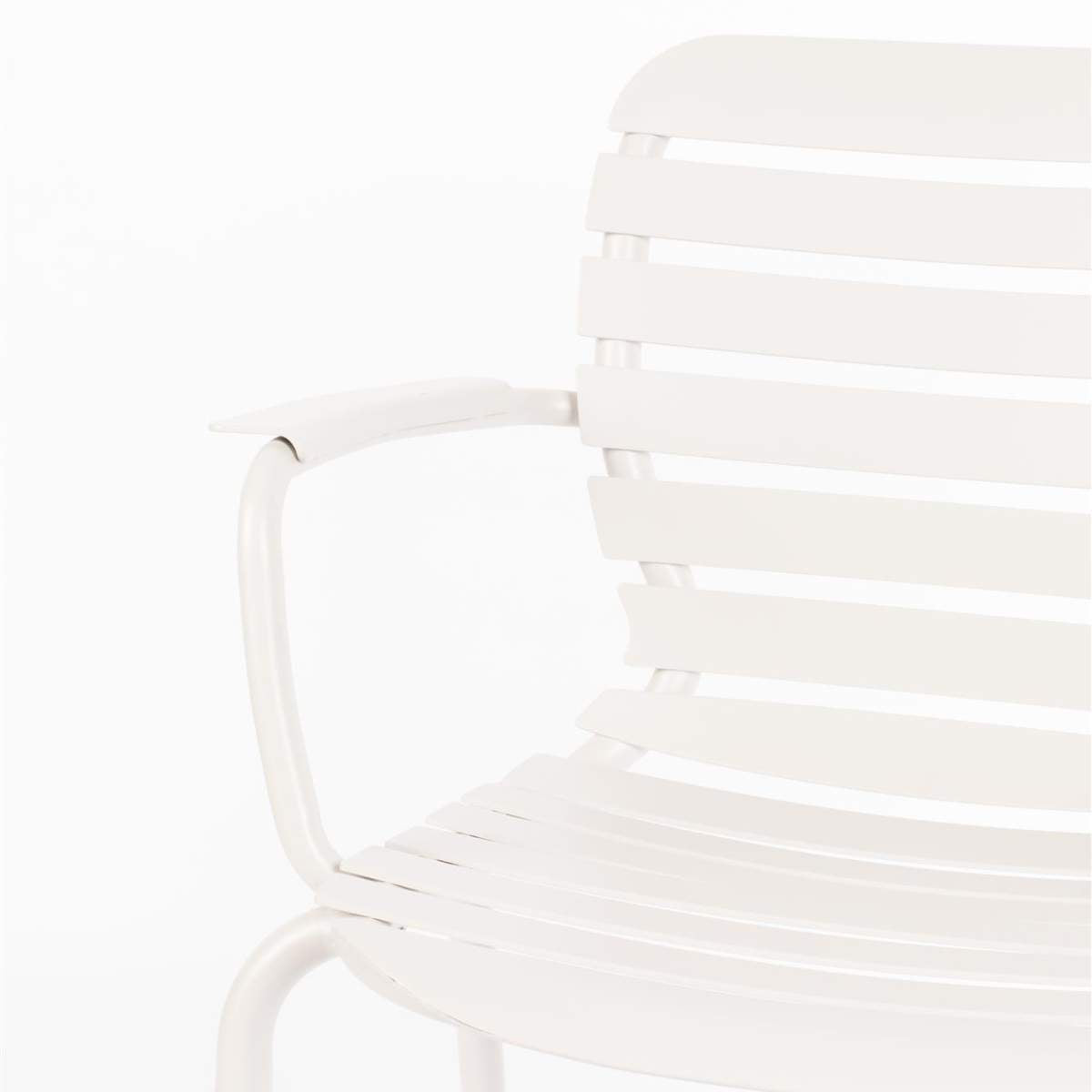 Zuiver Set Garden Table Vondel 168,5 + 4 Armchair Vondel