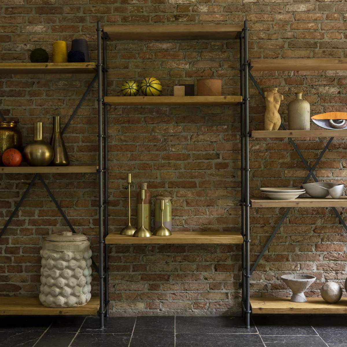 Dutch Bone Shelf Iron