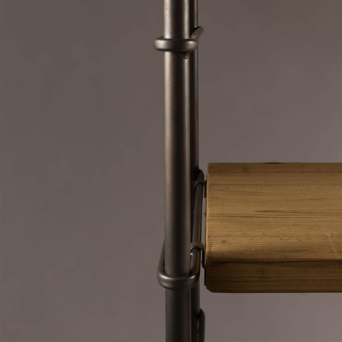 Dutch Bone Shelf Iron
