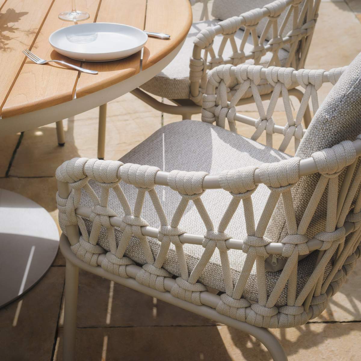 Maze Sicily Open Rope Weave 6 Seat Round Pedestal Dining Set - Latte