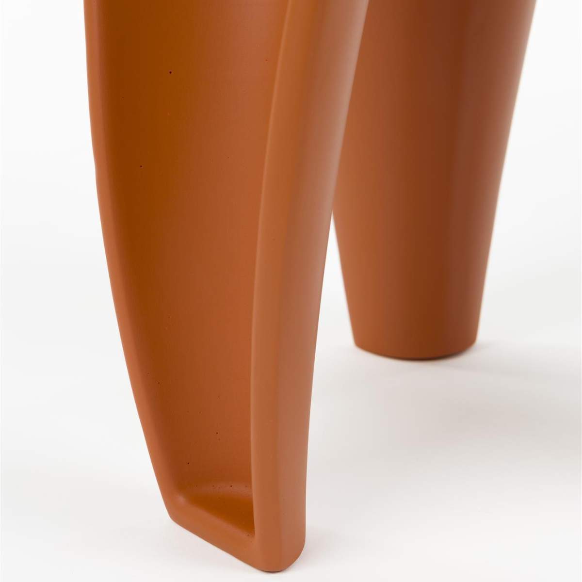 Bold Monkey Side Table Hactua