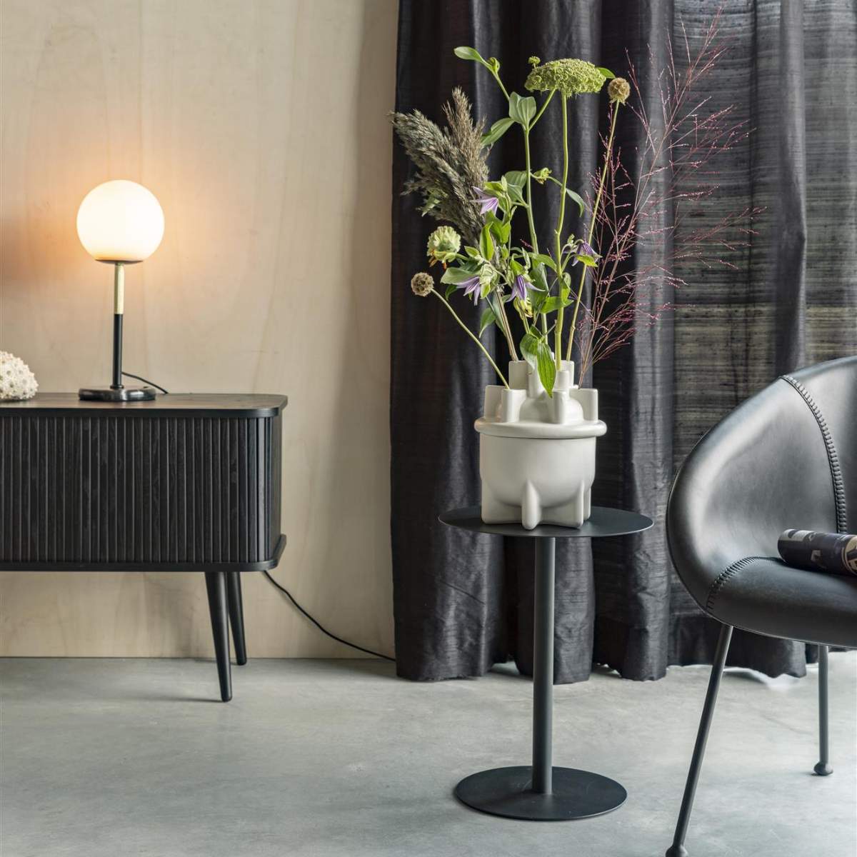 Zuiver Side Table Snow Black Round