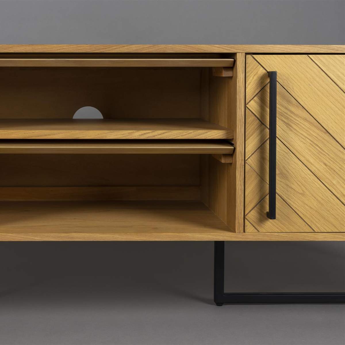 Dutch Bone Sideboard Class Low Oak