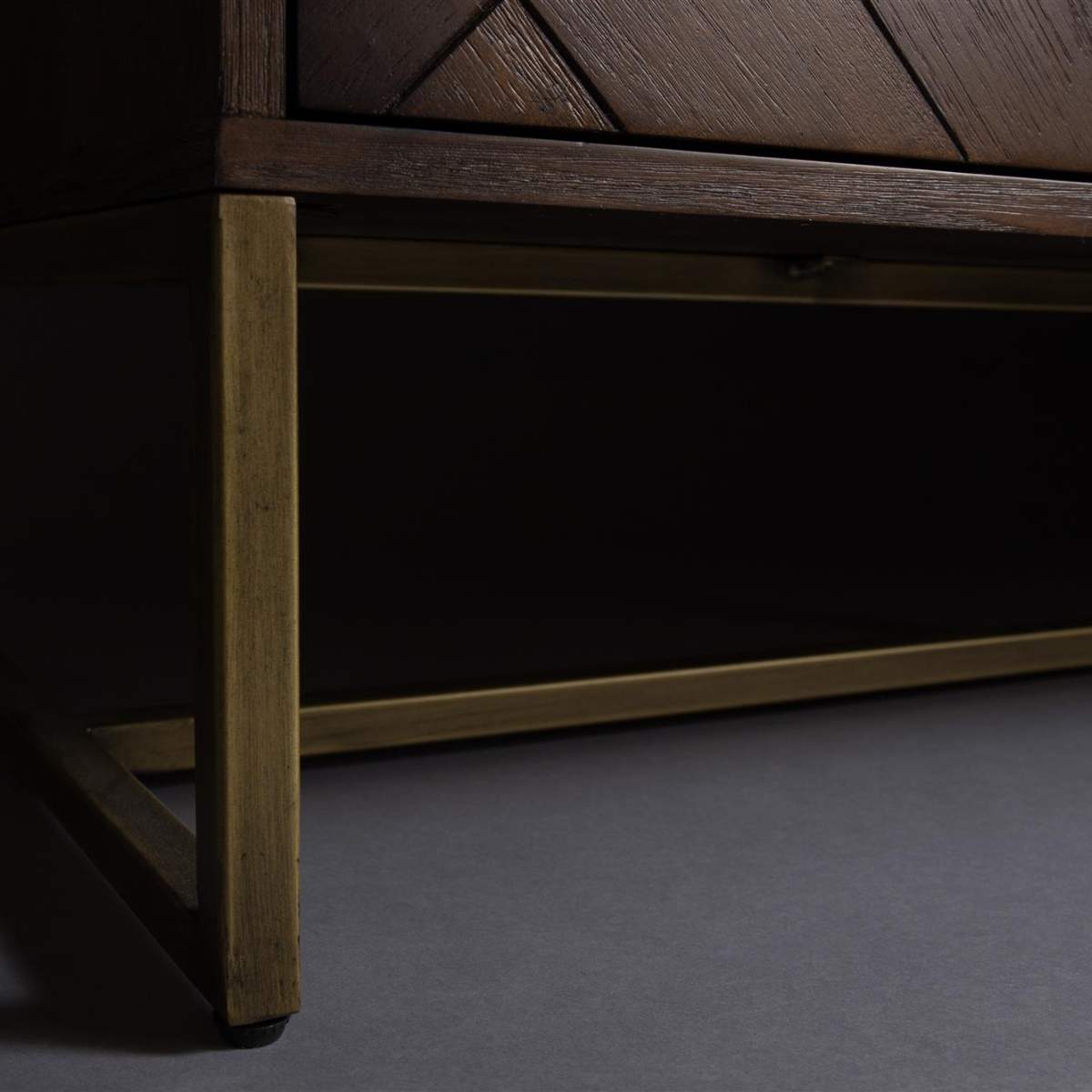 Dutch Bone Sideboard Class