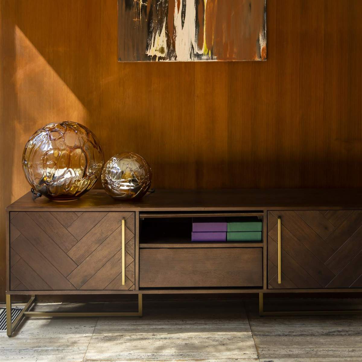 Dutch Bone Sideboard Class