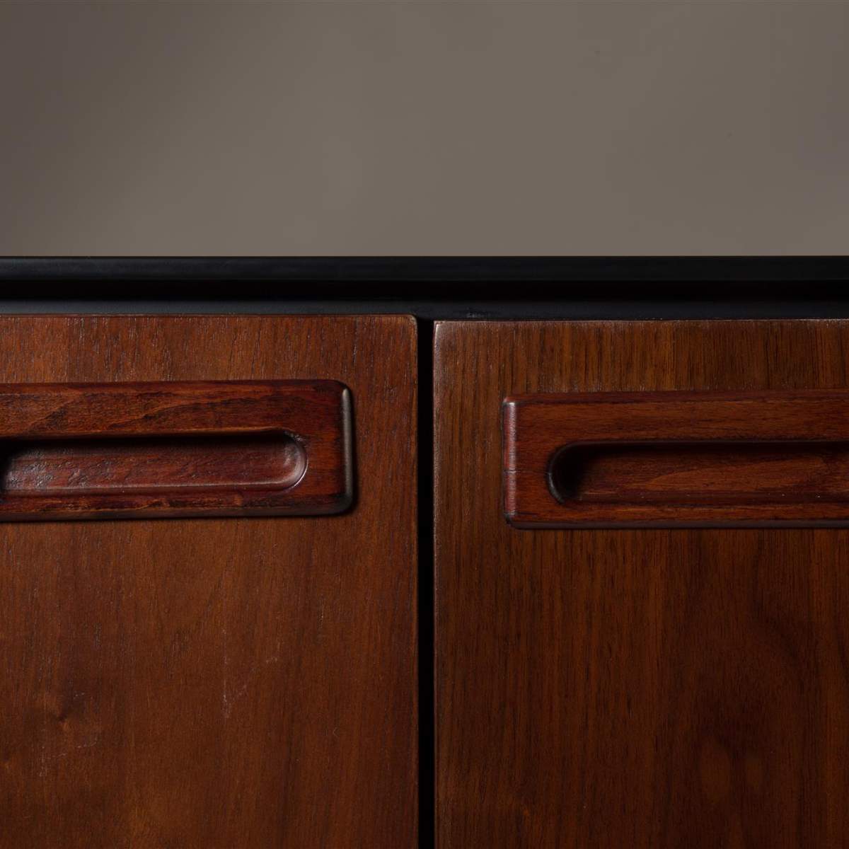 Dutch Bone Sideboard Juju