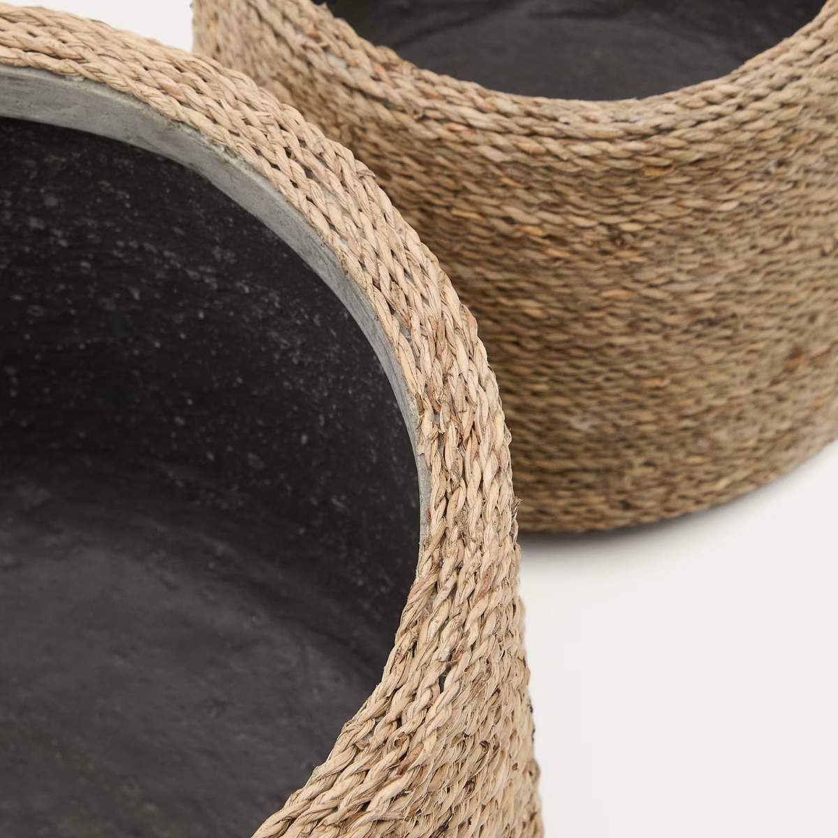 Kave Home Sigal set of 2 cement plant pots in a natural finish, Ø 24 cm / 31 cm