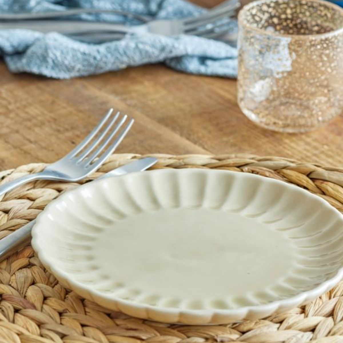 Bloomingville Small Round Plate Cream