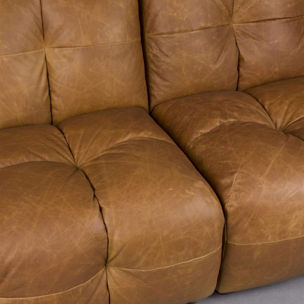 Dutch Bone Sofa Hackman