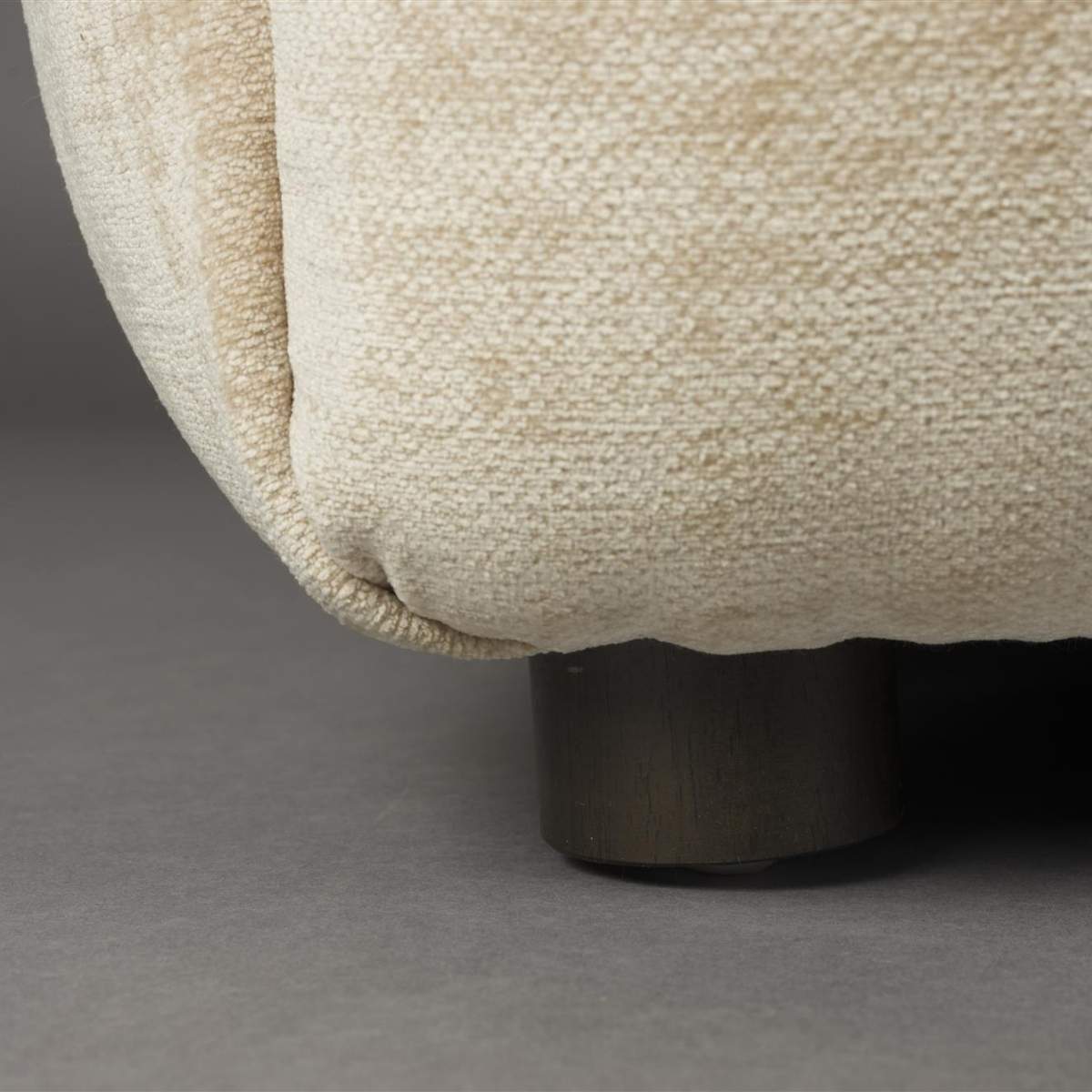 Dutch Bone Sofa Hackman