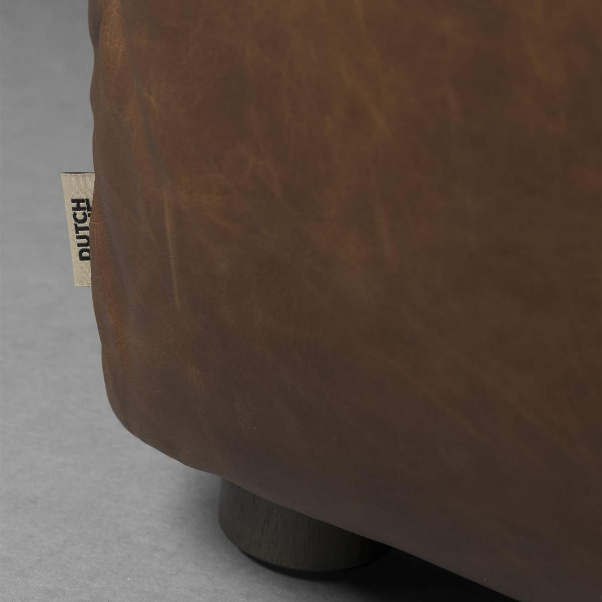 Dutch Bone Sofa Hackman
