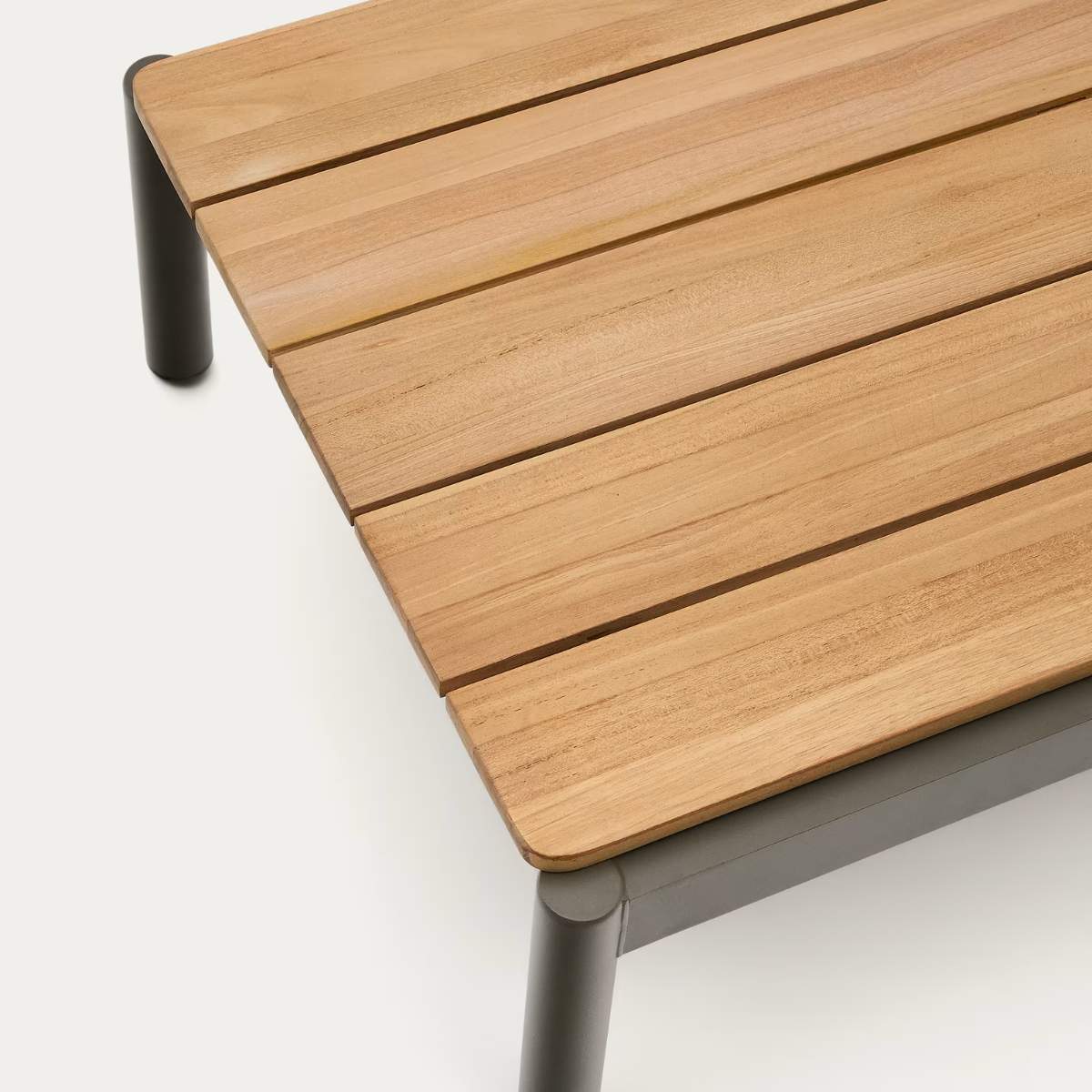 Kave Home Sorells coffee table in green aluminum and teak wood 52,4 x 91 cm FSC 100%