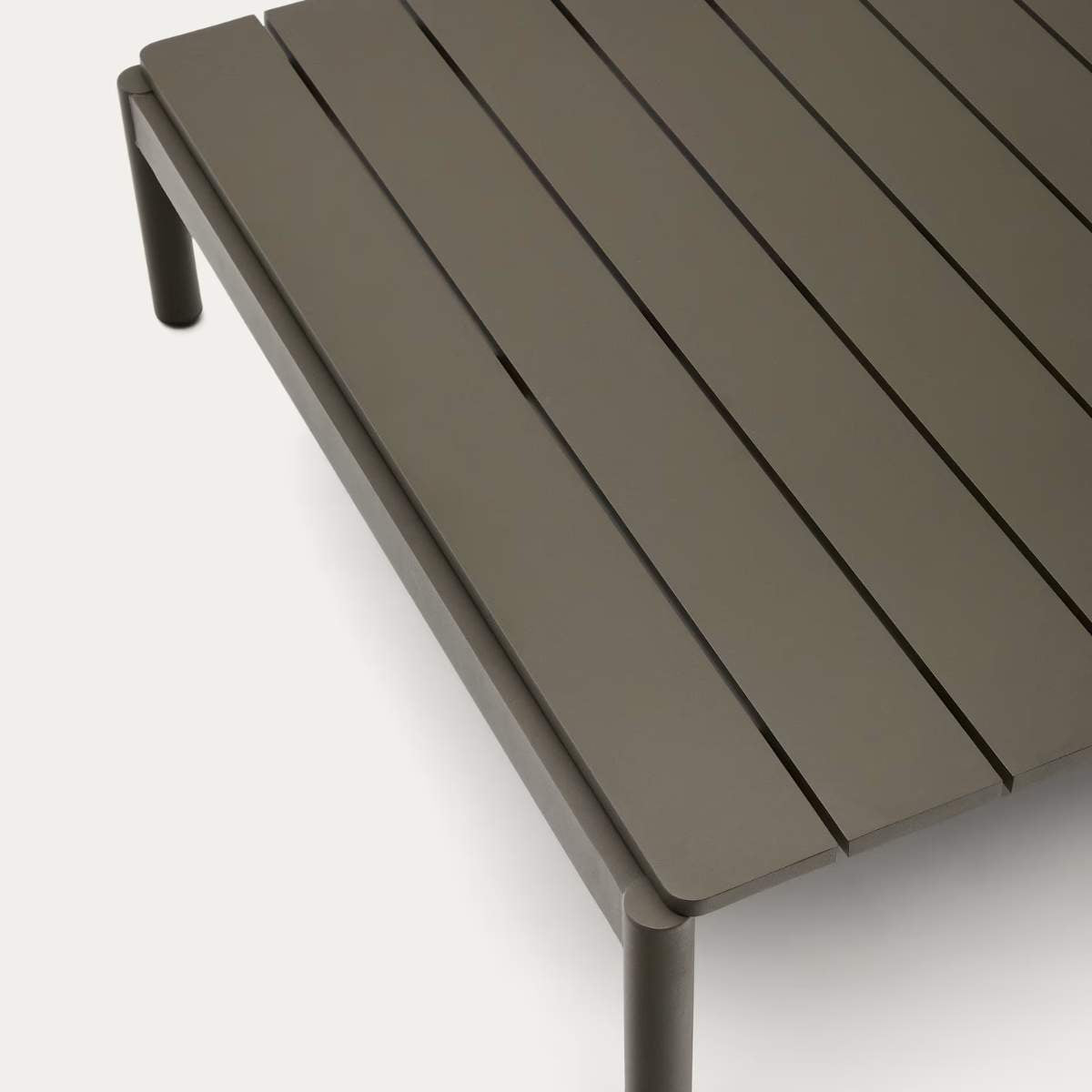 Kave Home Sorells coffee table in green aluminum 89 x 91 cm