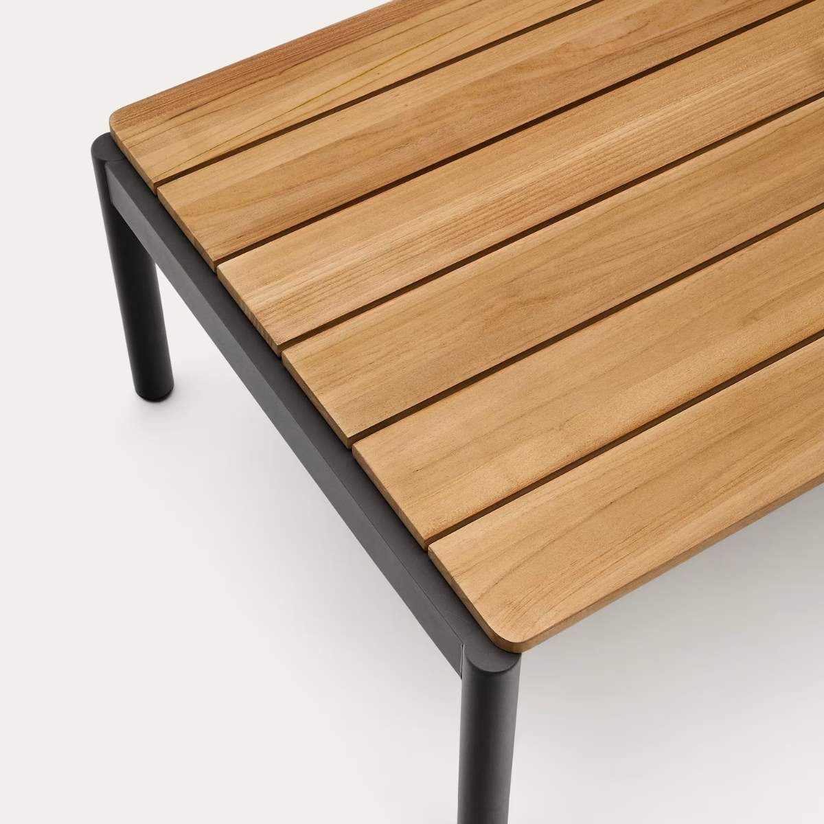 Kave Home Sorells coffee table in green aluminum and teak wood 63 x 144,6 cm FSC 100%