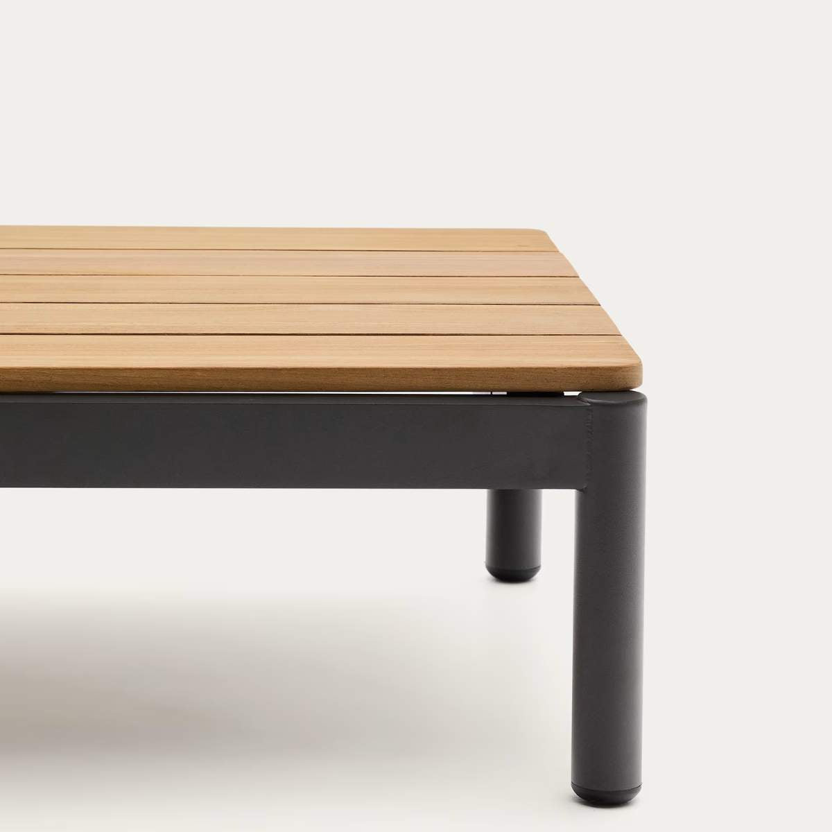 Kave Home Sorells coffee table in green aluminum and teak wood 52,4 x 91 cm FSC 100%