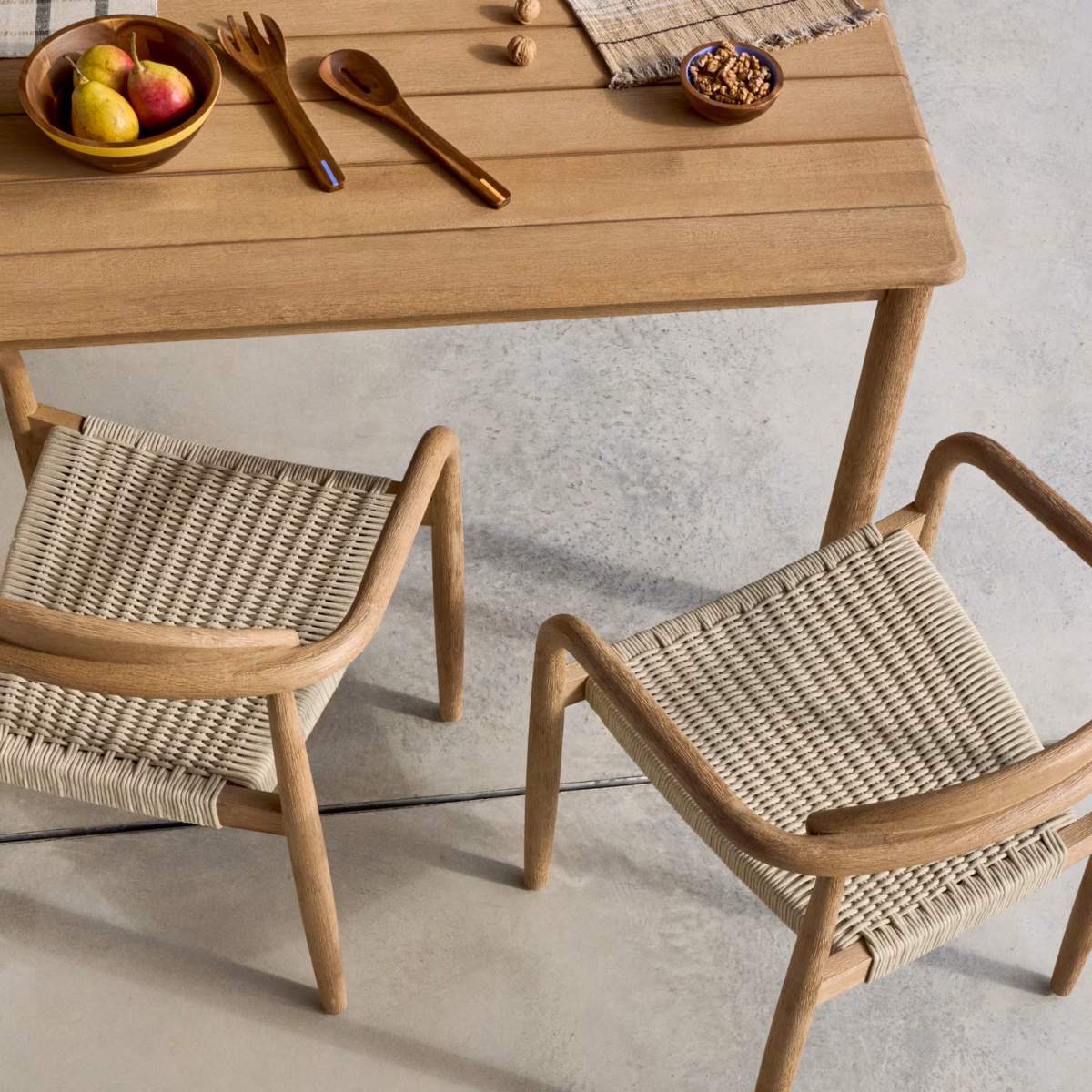 Kave Home Sori table in FSC 100% solid acacia wood 135 x 135cm