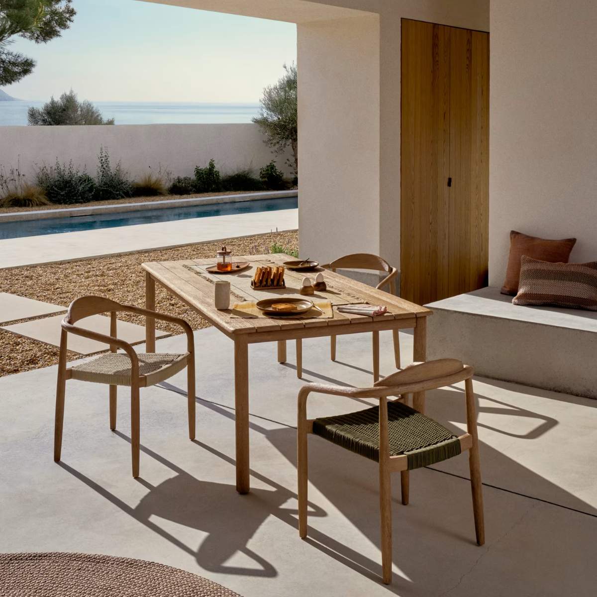 Kave Home Sori table in FSC 100% solid acacia wood 200 x 100cm