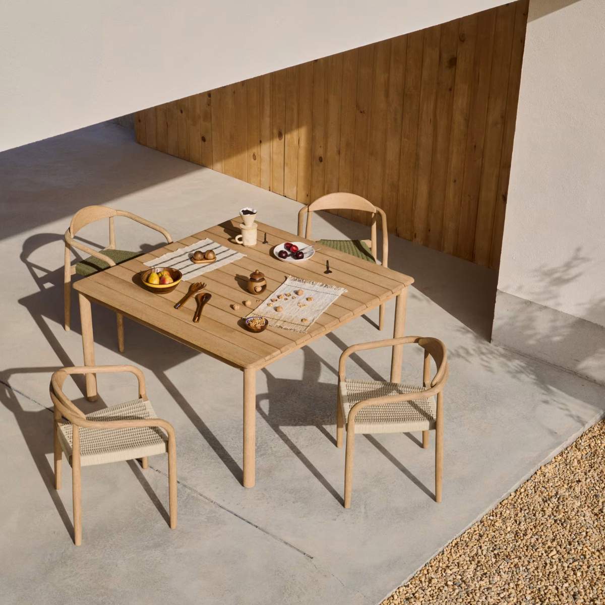 Kave Home Sori table in FSC 100% solid acacia wood 135 x 135cm