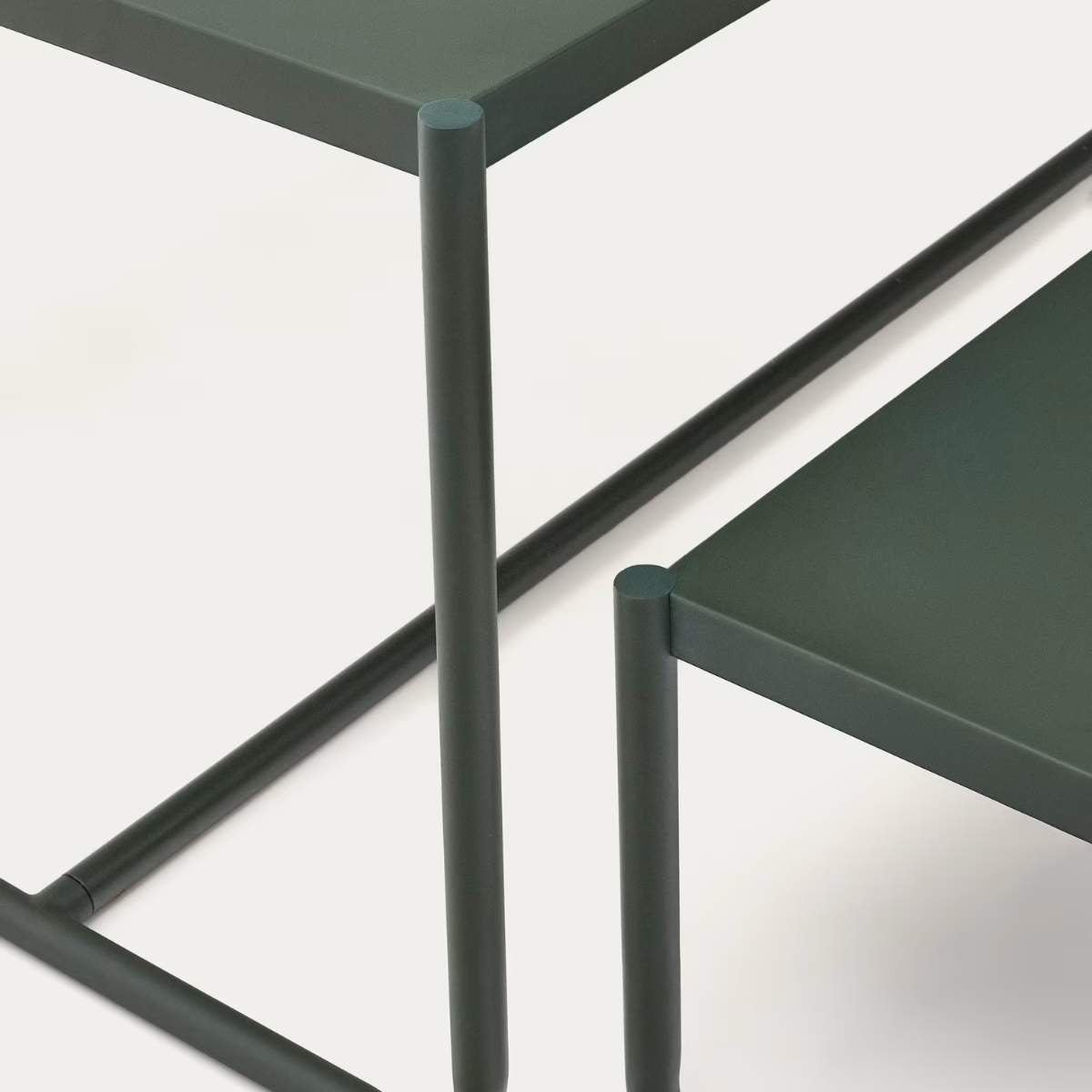 Kave Home Sotil Set of 2 Benches and Galvanized Steel Table with Garnet Finish 183 x 83 cm