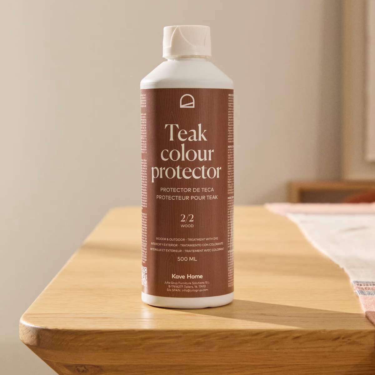 Kave Home Sterina teak protector with toasted finish 500ml