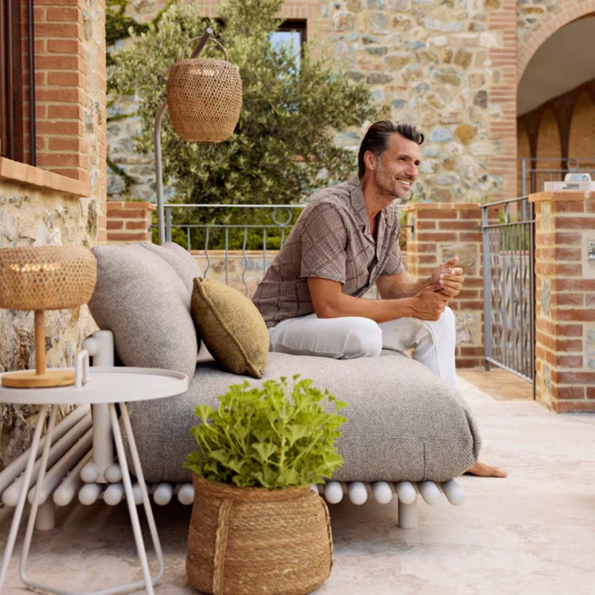 Cane-line Sticks Platform, Sofa w/ Chaise Lounge