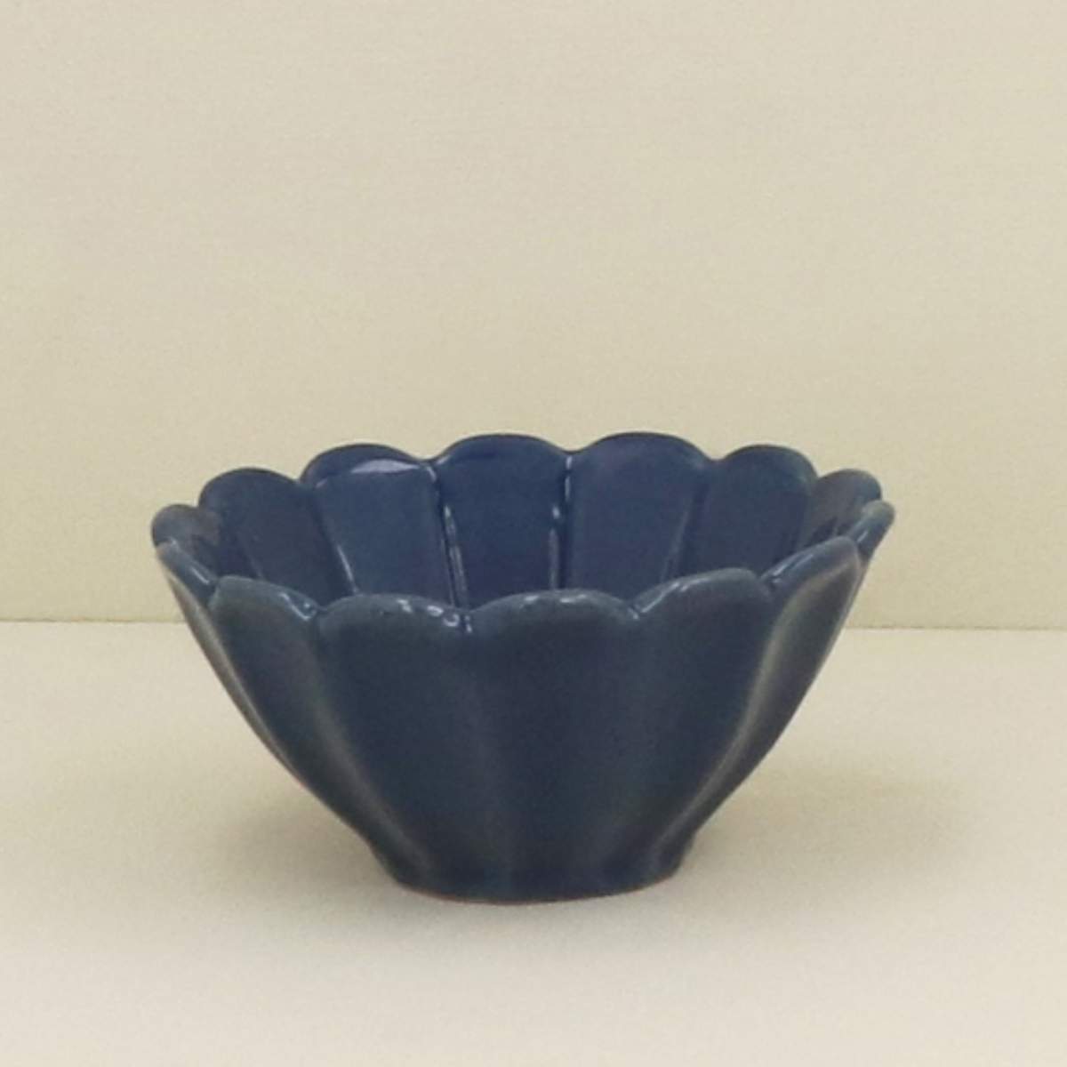 Gisela Graham Stoneware Mini Bowl