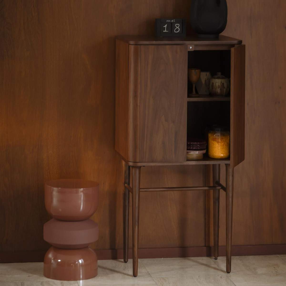 Dutch Bone Stool Apollo