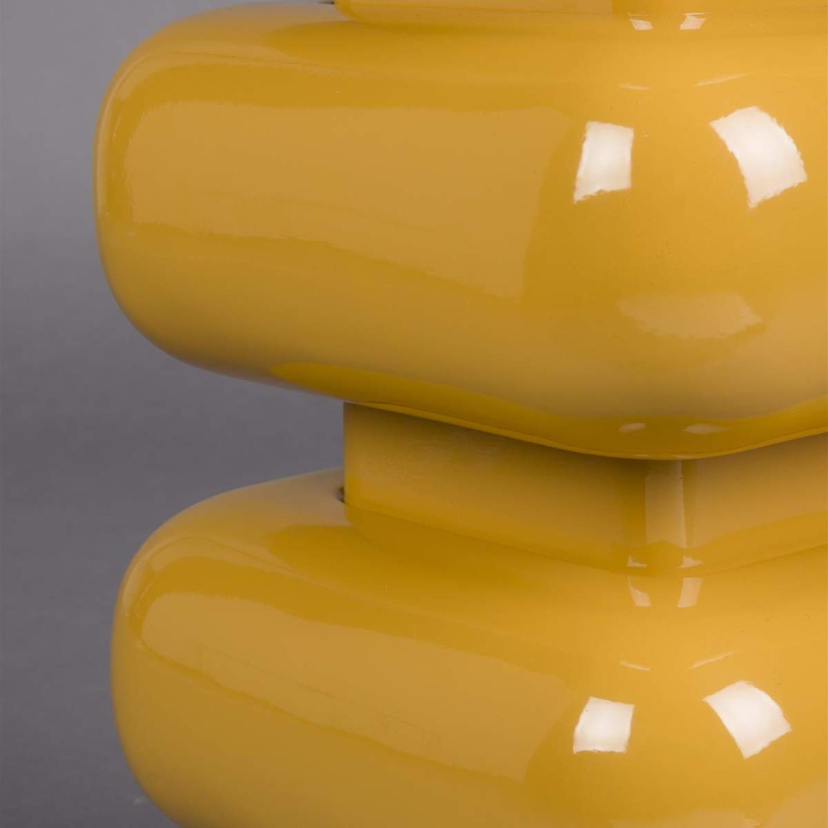 Dutch Bone Stool Stubby