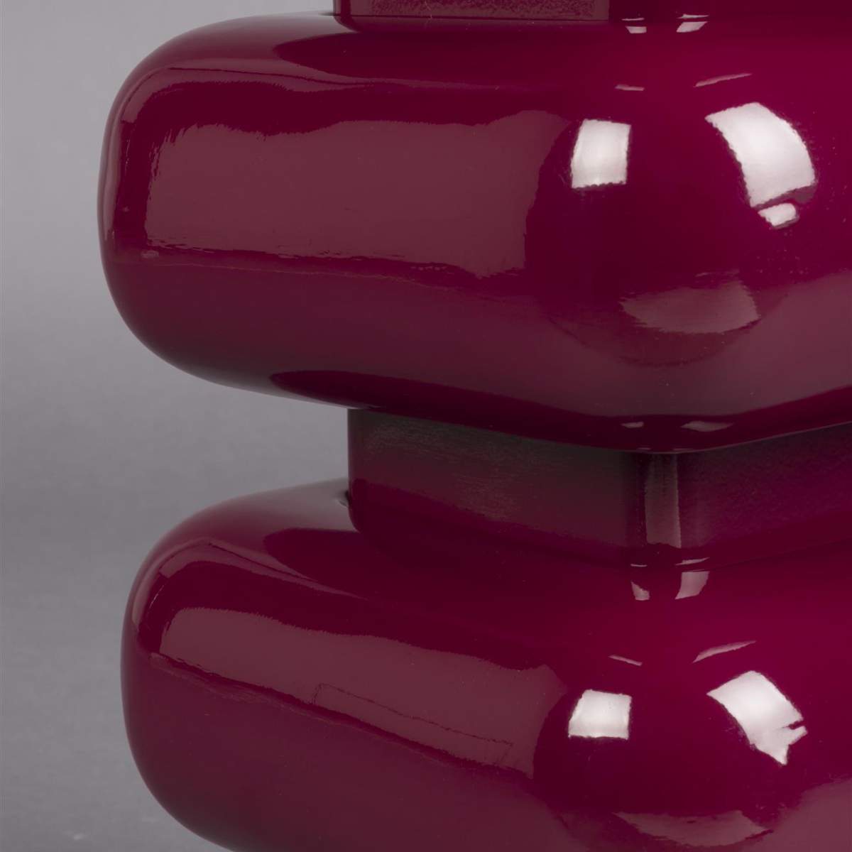 Dutch Bone Stool Stubby