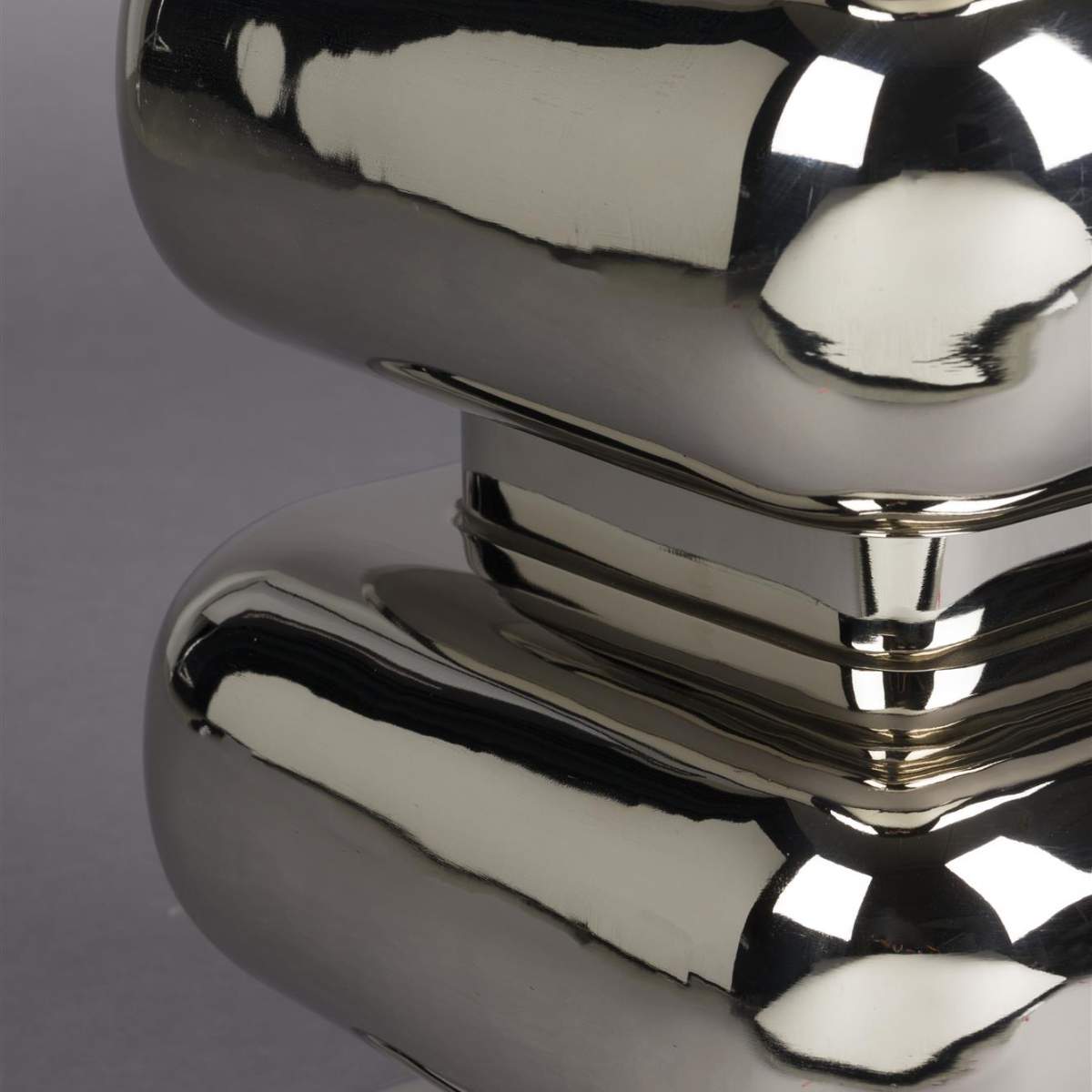 Dutch Bone Stool Stubby