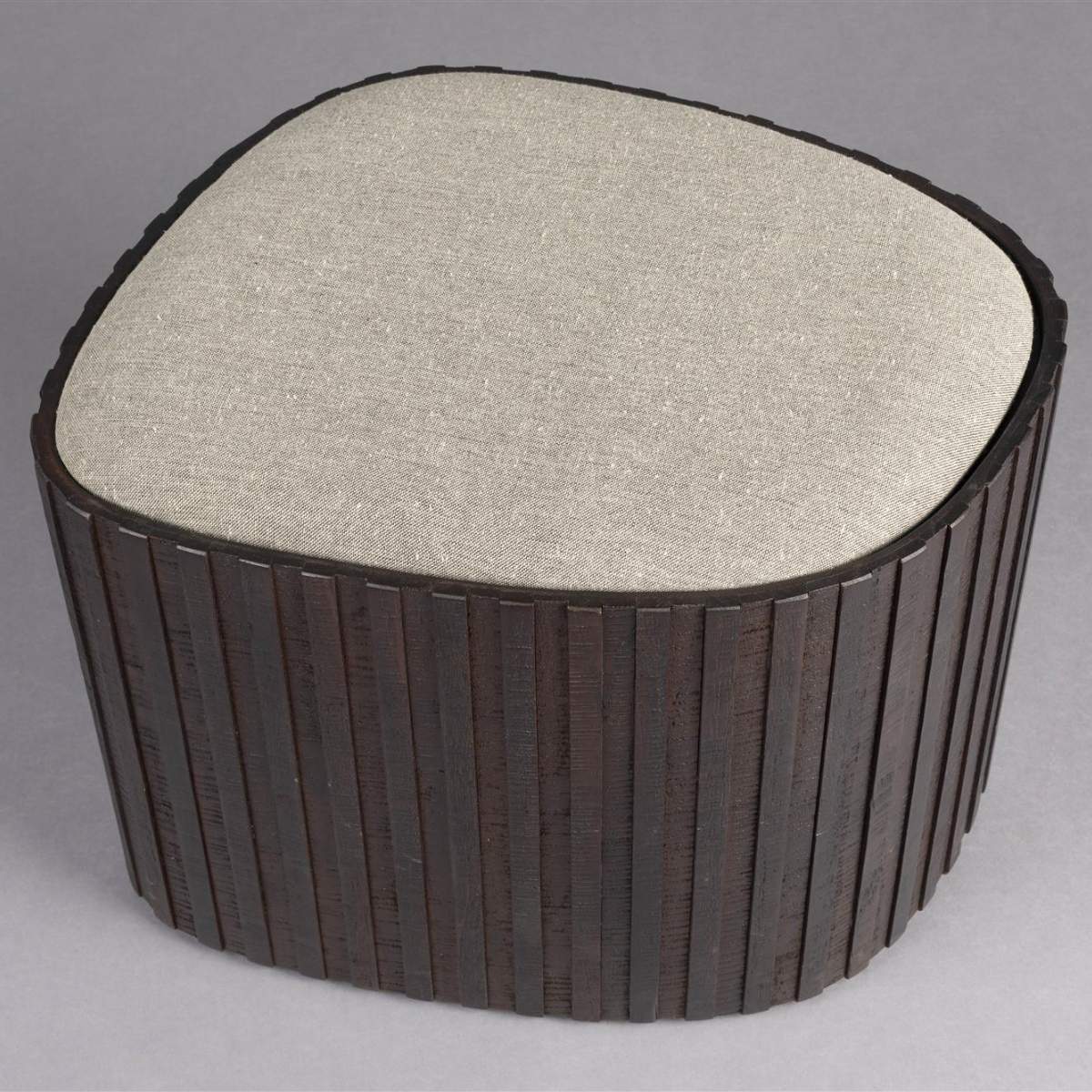 Dutch Bone Storage Pouf Bay