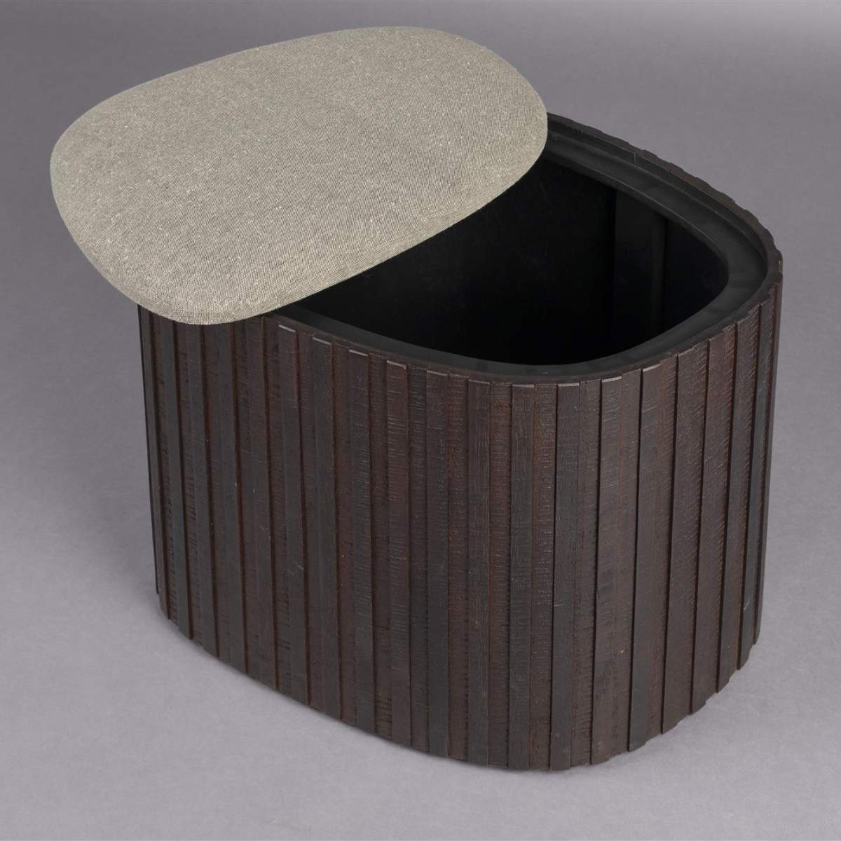 Dutch Bone Storage Pouf Bay
