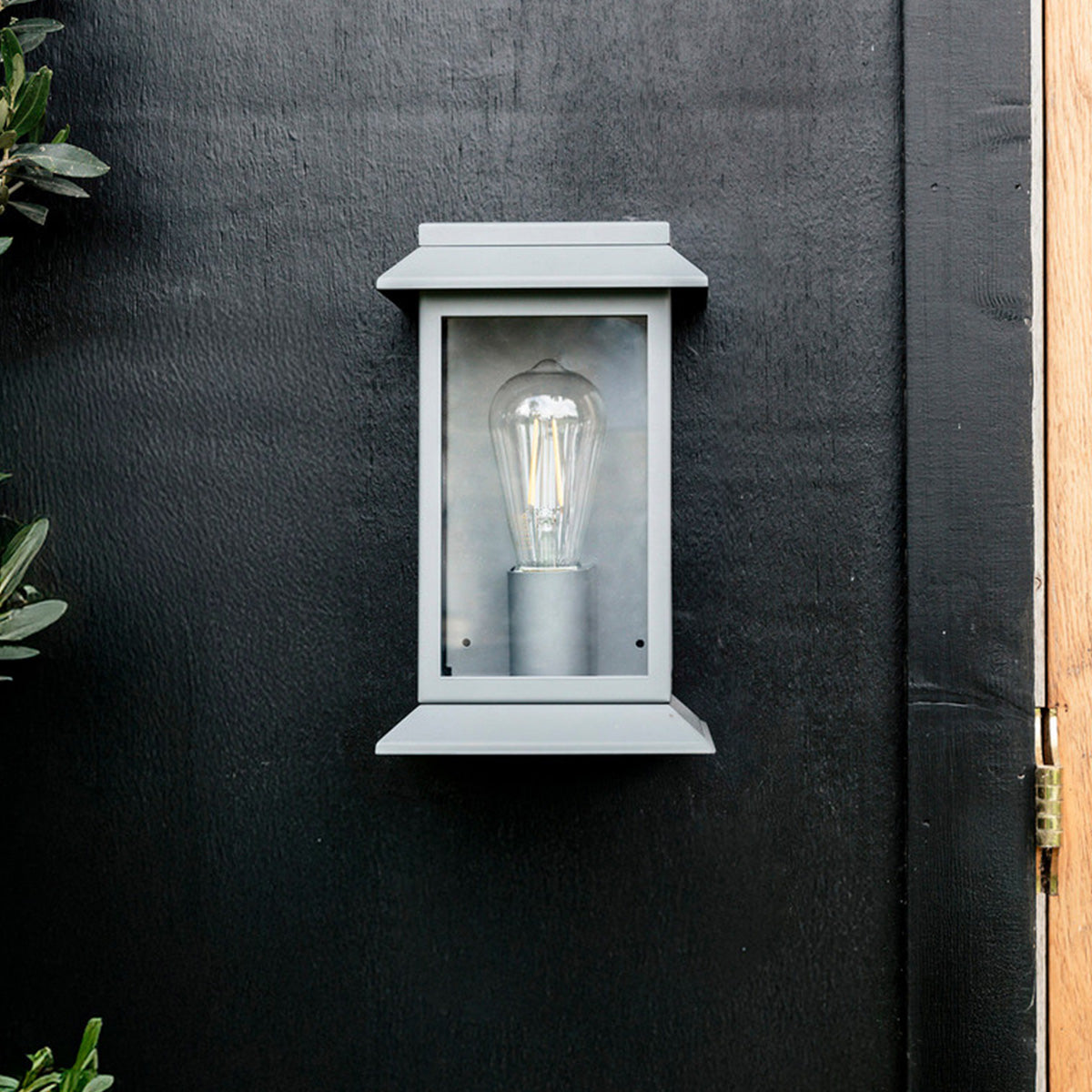 Garden Trading Stourton Wall Light - Charcoal - Steel