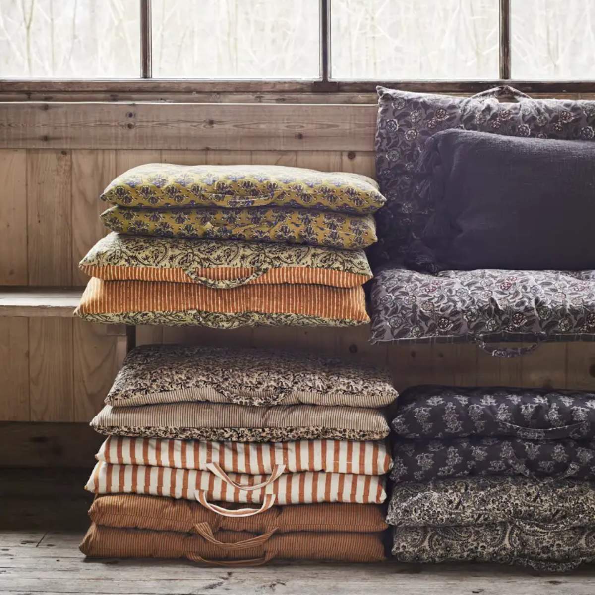 Madam Stoltz Striped cotton mattress