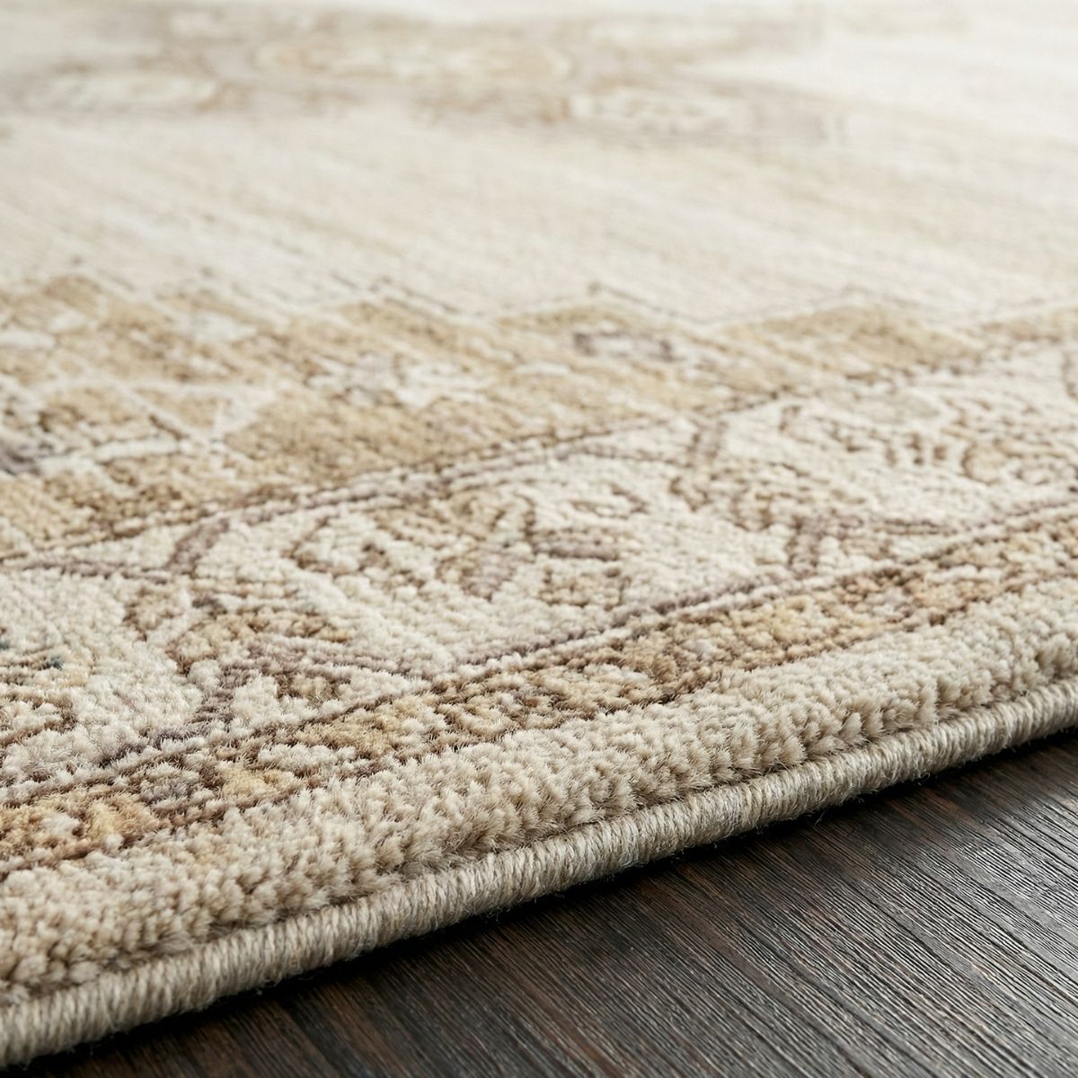 Surya Livabliss Fifth Avenue Vintage Traditional Boho Fringe Rug