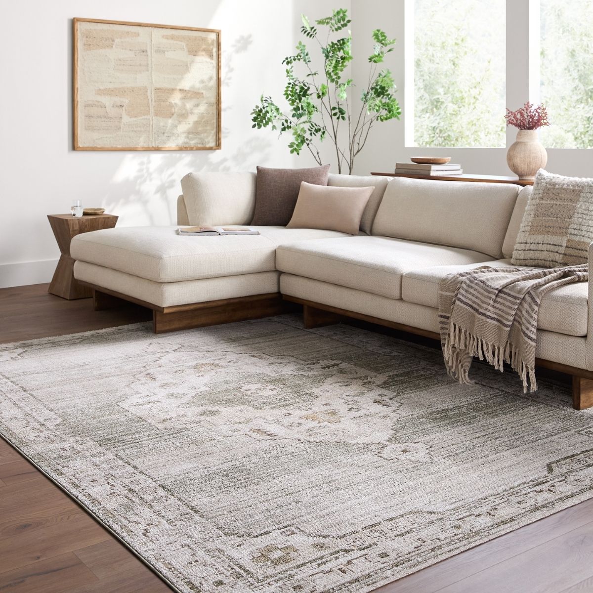 Surya Livabliss Fifth Avenue Vintage Traditional Boho Fringe Rug
