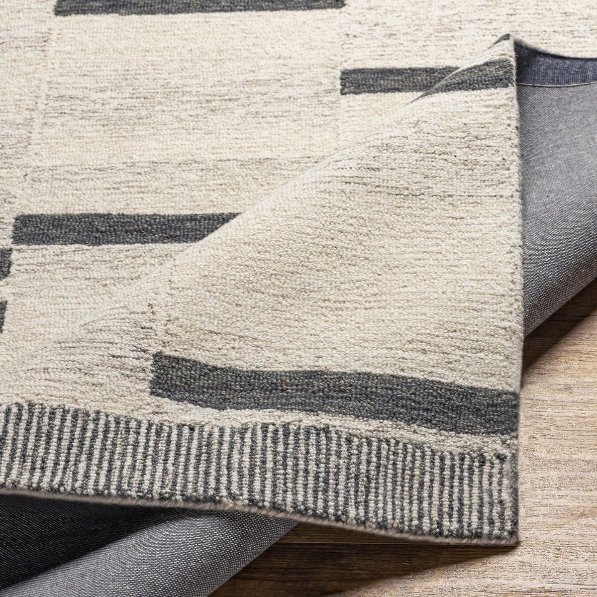 Surya Livabliss Granada Global Hand Tufted Rug
