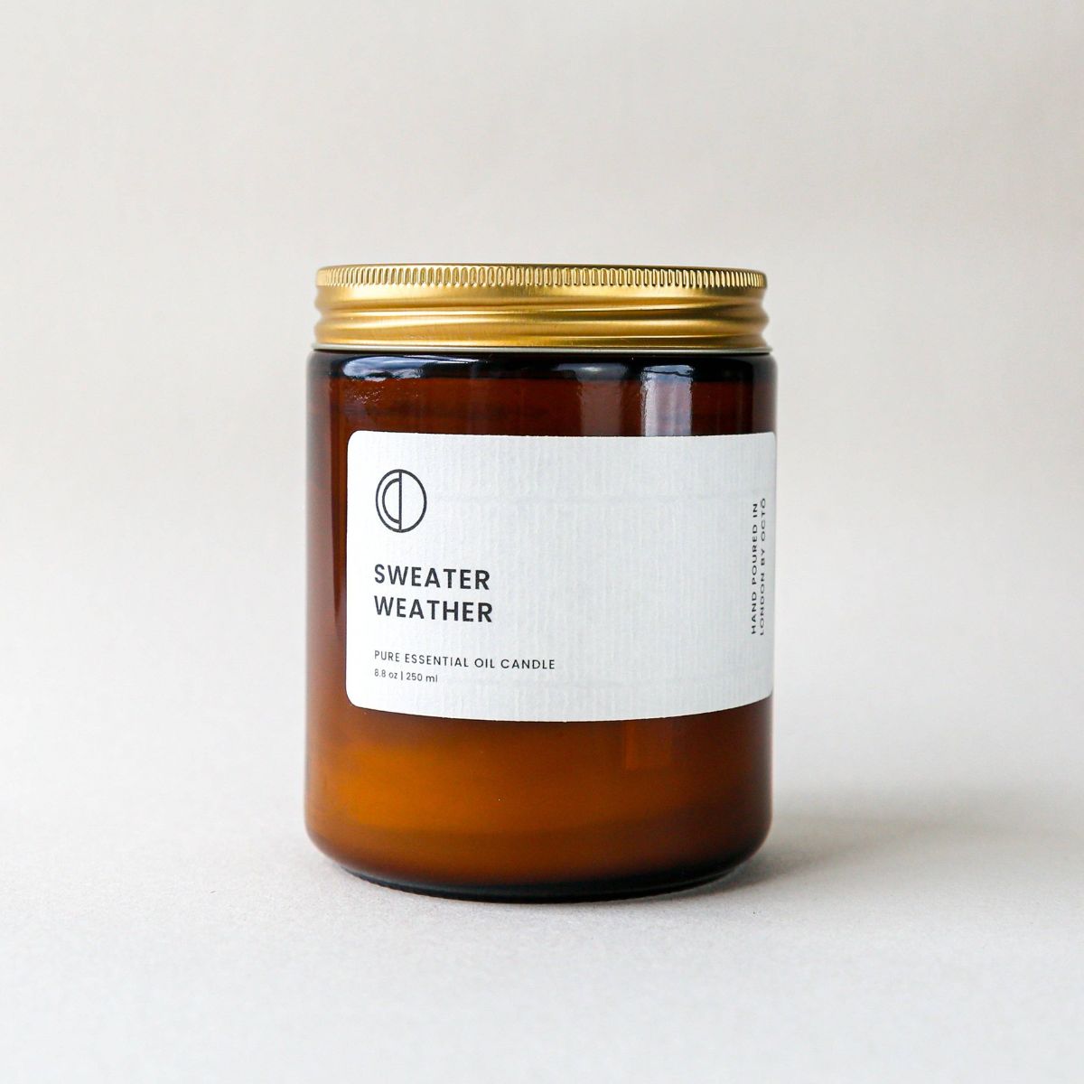 OCTO - Sweater weather candle: 250ml