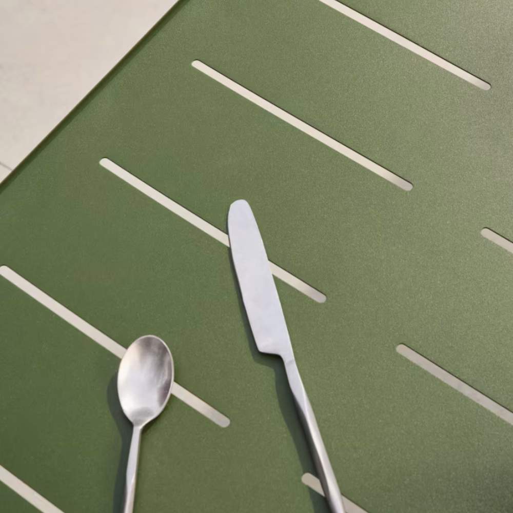 Kave Home Brai Outdoor Table in Green Galvanised Steel – 180 x 90cm