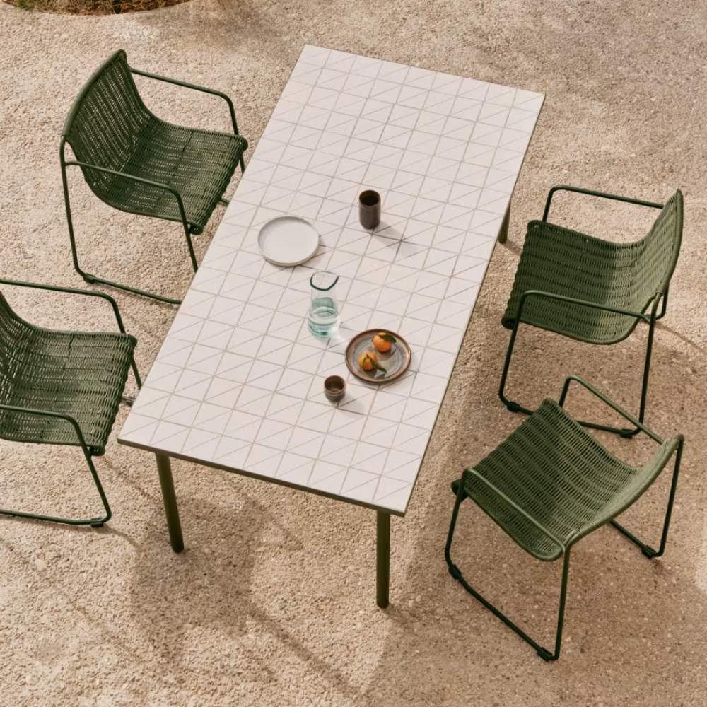 Kave Home Maurina Outdoor Table – Green Galvanized Steel with Ecru Tiles, 223 x 101 cm