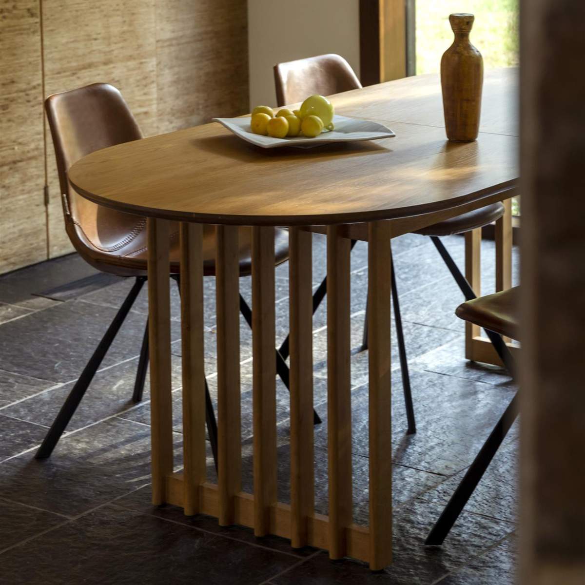 Dutch Bone Table Barlet