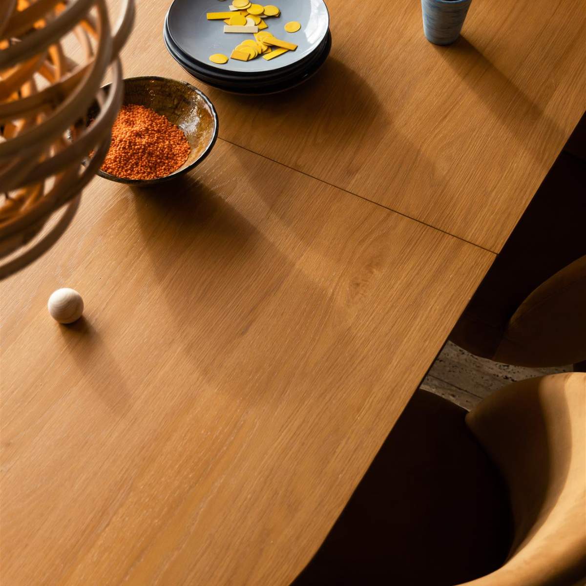 Dutch Bone Table Barlet