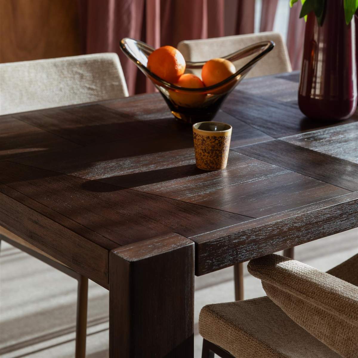 Dutch Bone Table Bruneau