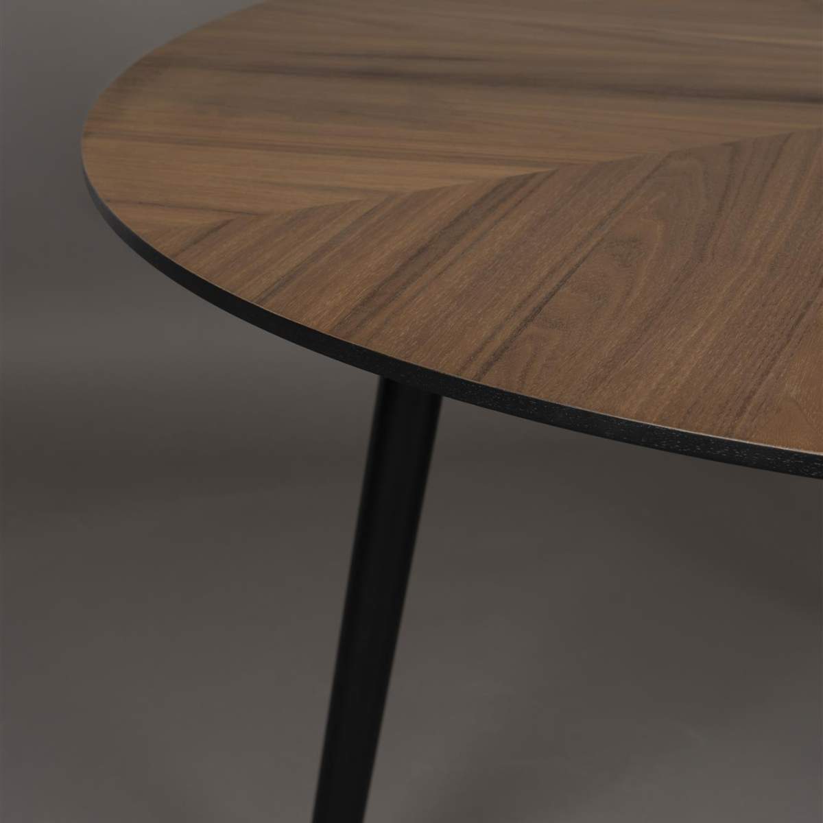 Dutch Bone Table Clover 120'